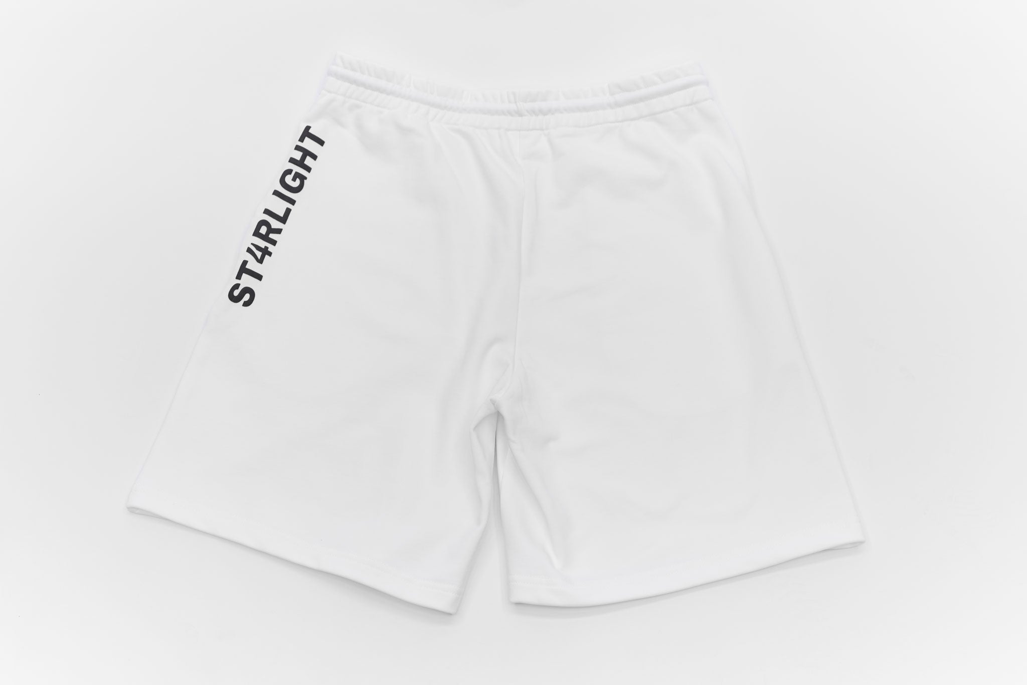 WHITE SHORT PANTS
